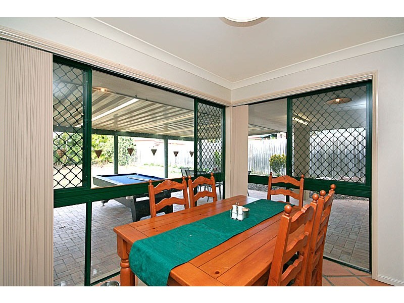 14 Walnut Close, Yamanto QLD 4305