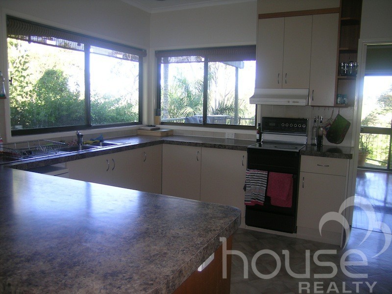 27 Aringa Cresent, Karana Downs QLD 4306