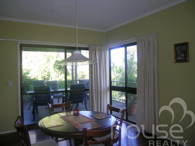 27 Aringa Cresent, Karana Downs QLD 4306