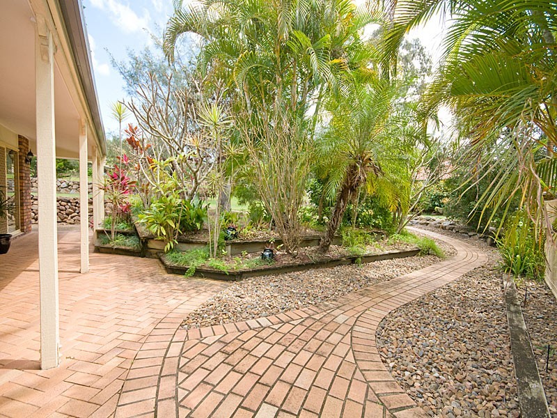 30 Balmoral Grove, Karalee QLD 4306