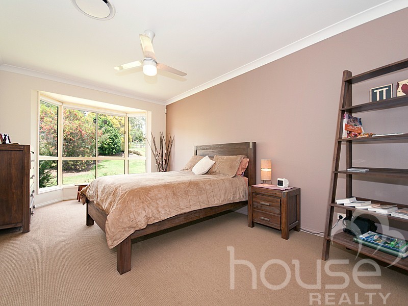 14 Nautilus Close, Karalee QLD 4306