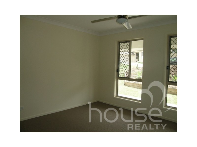 13 Emerson Crescent, Brassall QLD 4305
