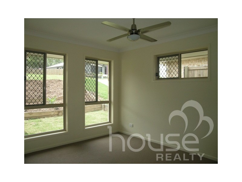 13 Emerson Crescent, Brassall QLD 4305