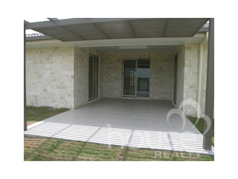 13 Emerson Crescent, Brassall QLD 4305