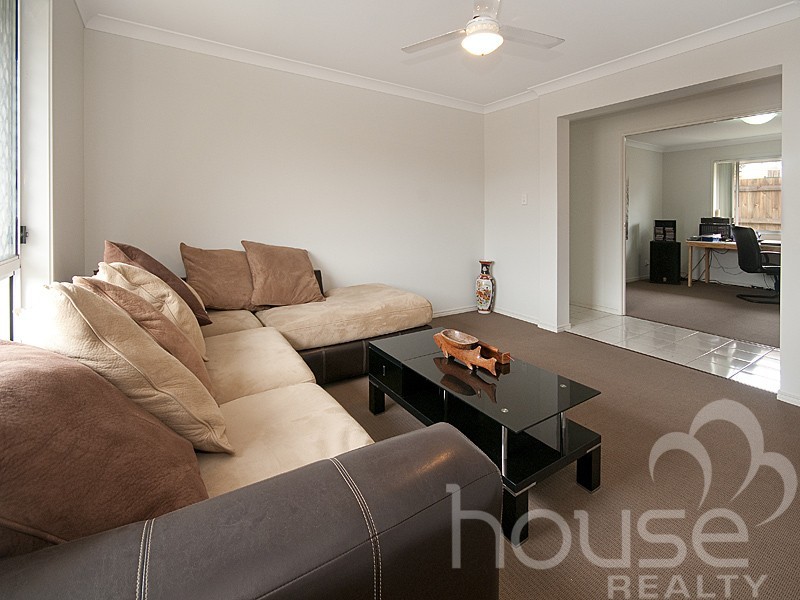 12 Shamrock Court, Chuwar QLD 4306