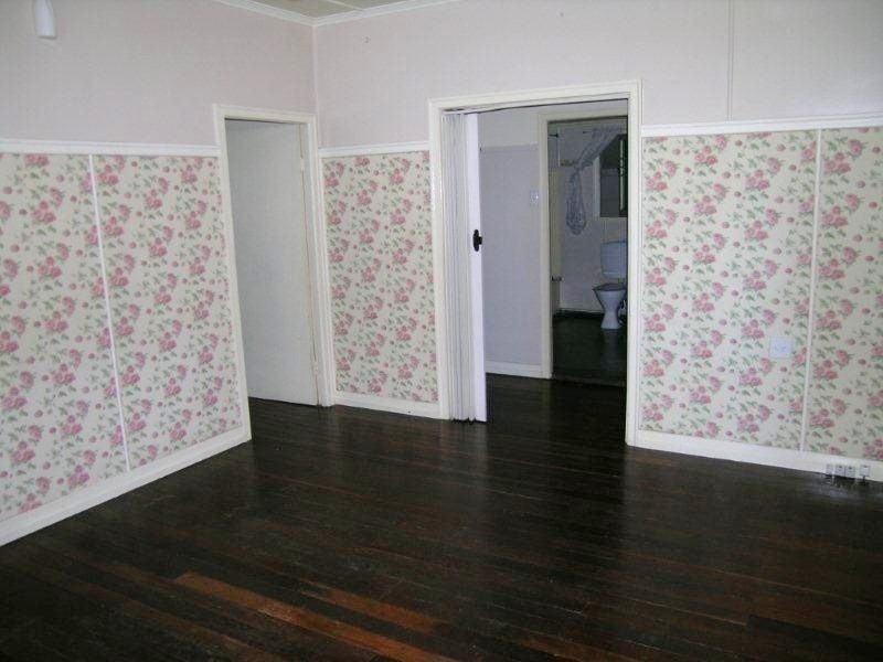 33 Teape Street, Silkstone QLD 4304