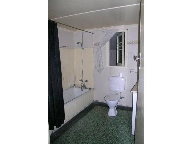 33 Teape Street, Silkstone QLD 4304