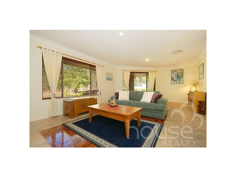 117 Eildon Close, Munruben QLD 4125