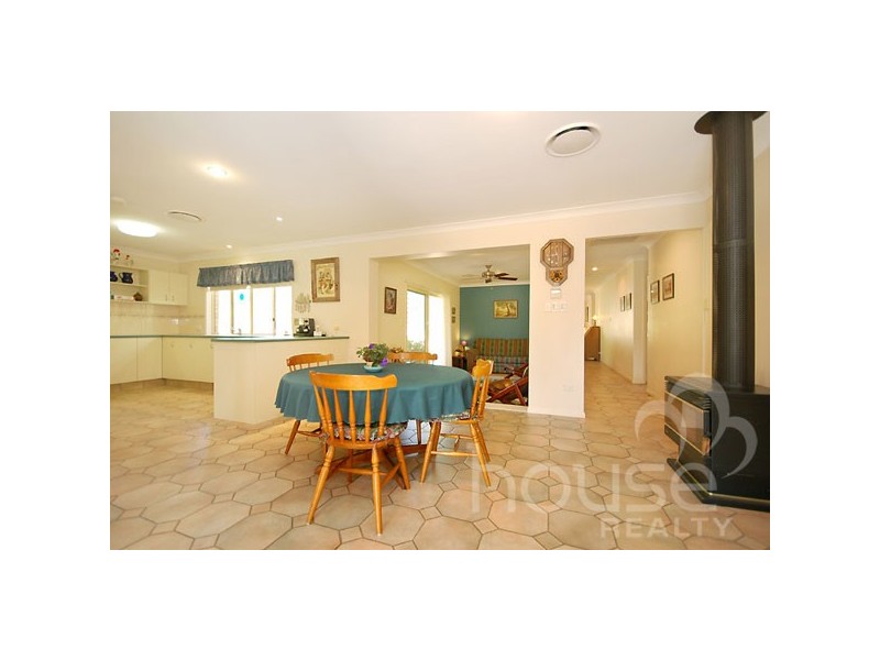 117 Eildon Close, Munruben QLD 4125