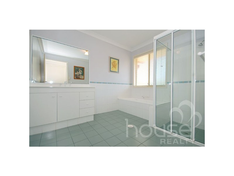 117 Eildon Close, Munruben QLD 4125