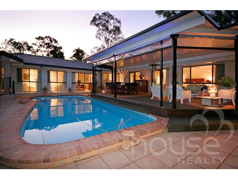 8 Bungaree Place, Karana Downs QLD 4306