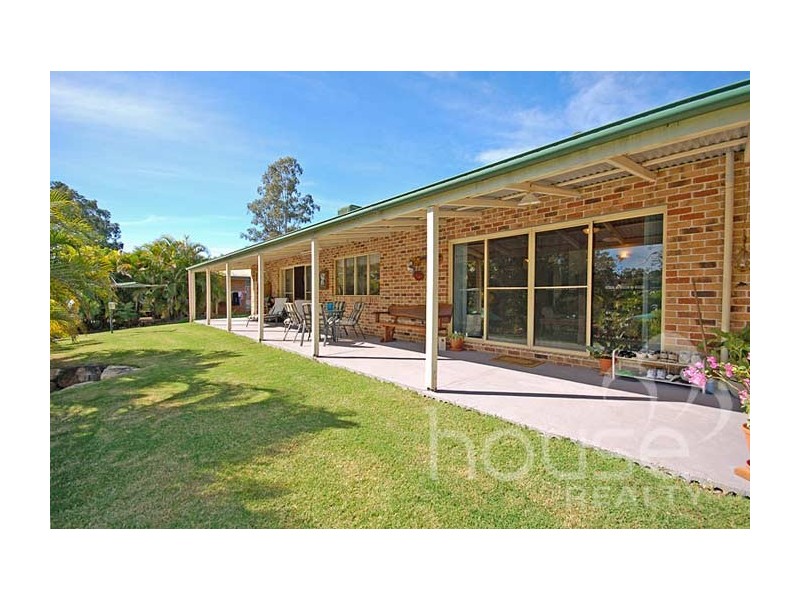 166 College Rd, Karana Downs QLD 4306