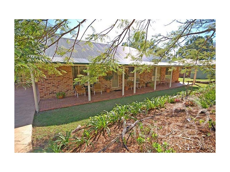 166 College Rd, Karana Downs QLD 4306