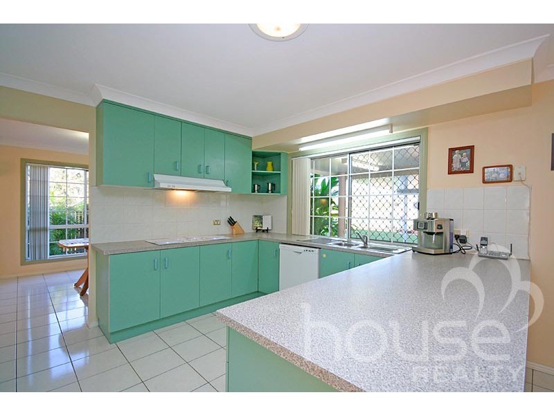 167 College Rd, Karana Downs QLD 4306