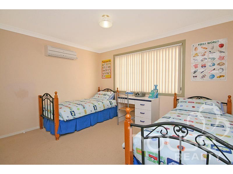 167 College Rd, Karana Downs QLD 4306