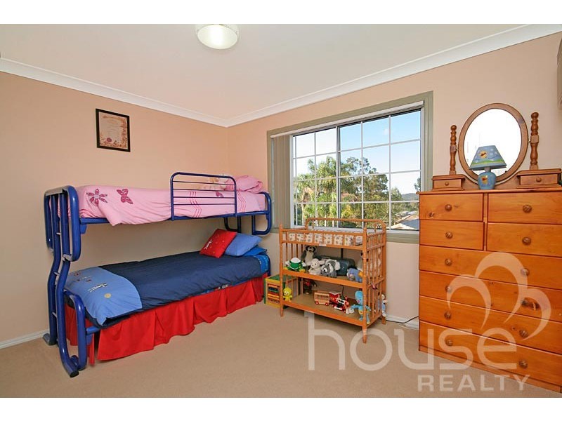 167 College Rd, Karana Downs QLD 4306