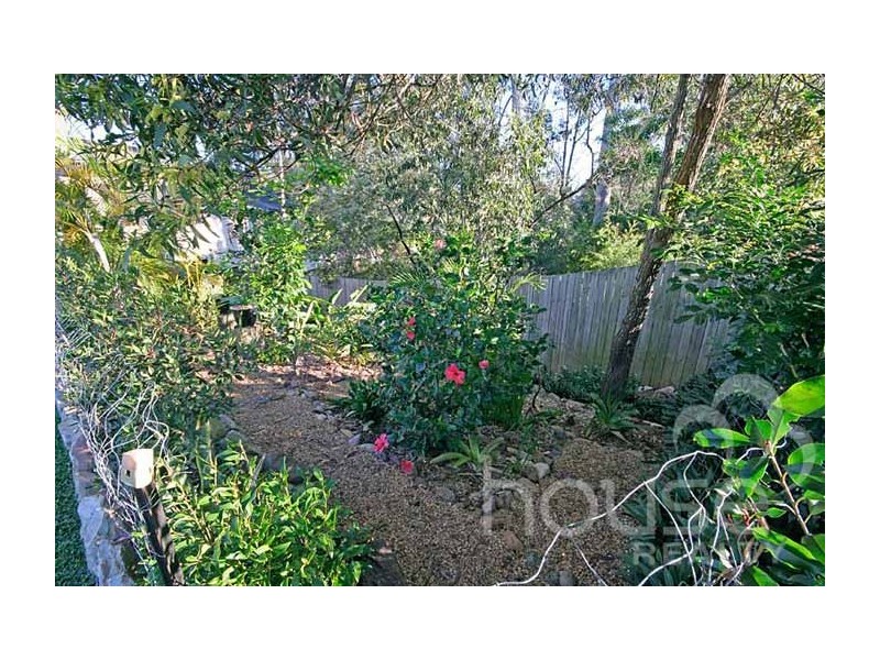 167 College Rd, Karana Downs QLD 4306