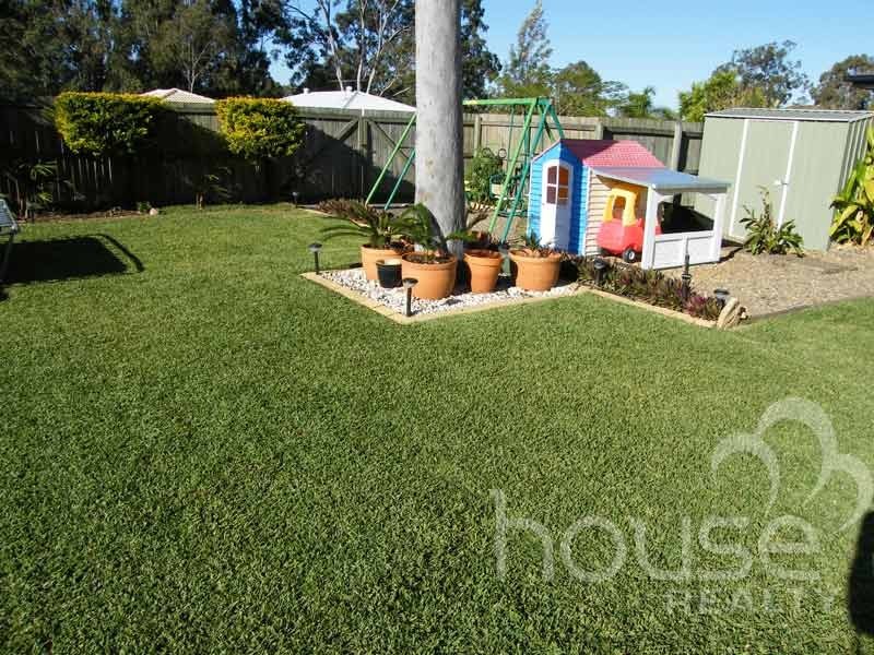 167 College Rd, Karana Downs QLD 4306