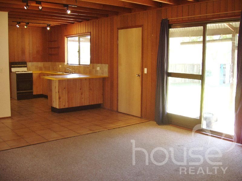 8 Minaji Court, Karana Downs QLD 4306