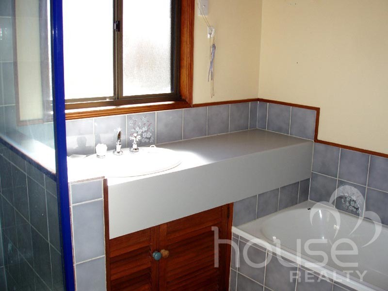 8 Minaji Court, Karana Downs QLD 4306