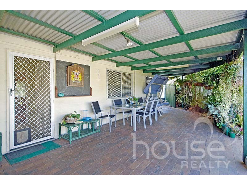 2 Laurel Street, Redbank Plains QLD 4301