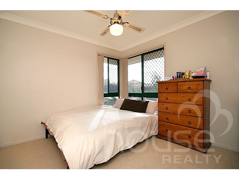 14 Walnut Close, Yamanto QLD 4305
