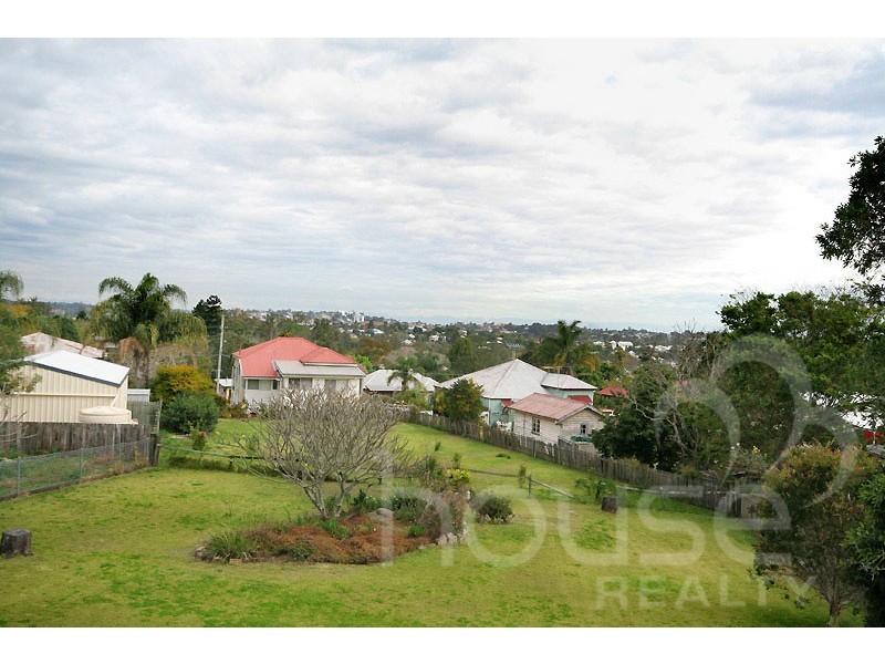 6 Greasley Street, Tivoli QLD 4305