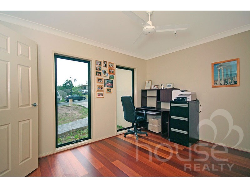 158 Gibson Crescent, Bellbowrie QLD 4070