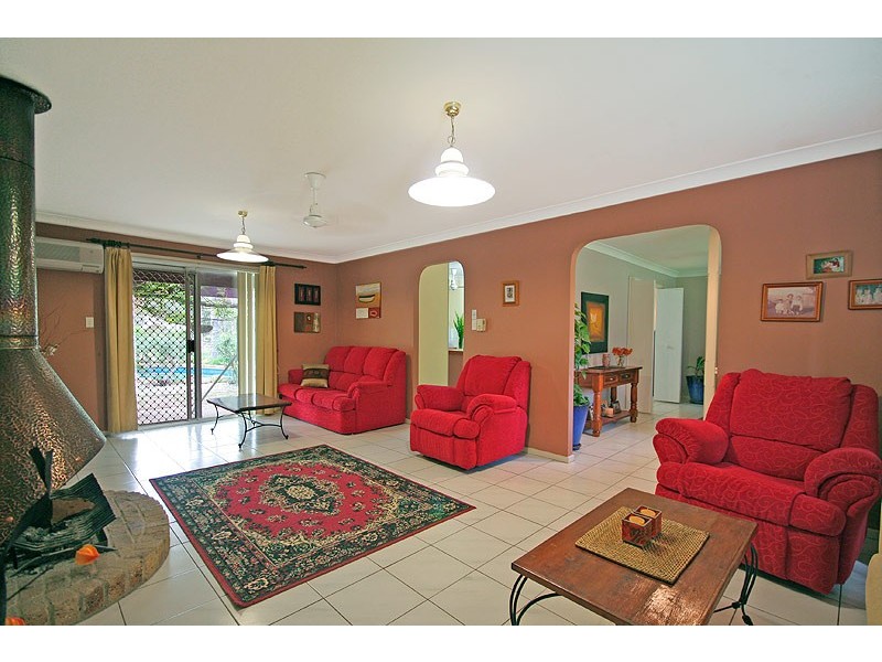 21 Emungerie Grove, Karana Downs QLD 4306