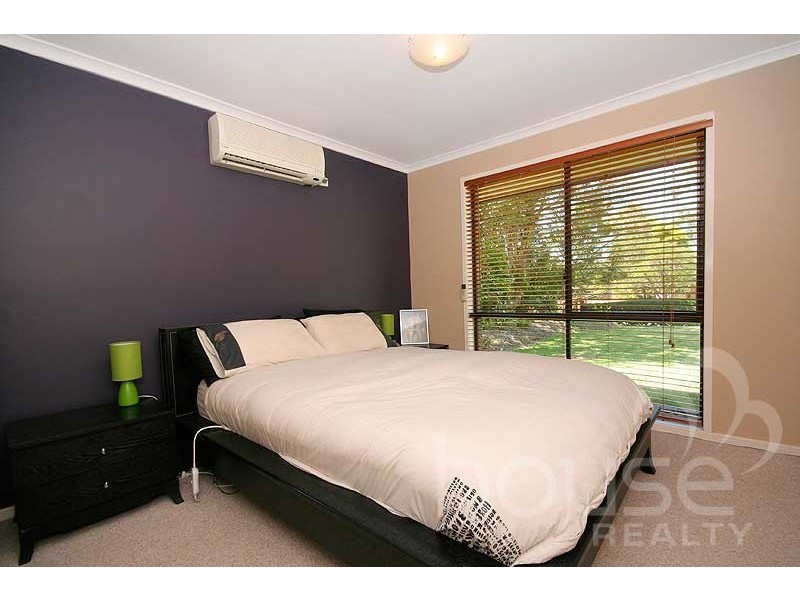 8  Carawah Ct, Karana Downs QLD 4306