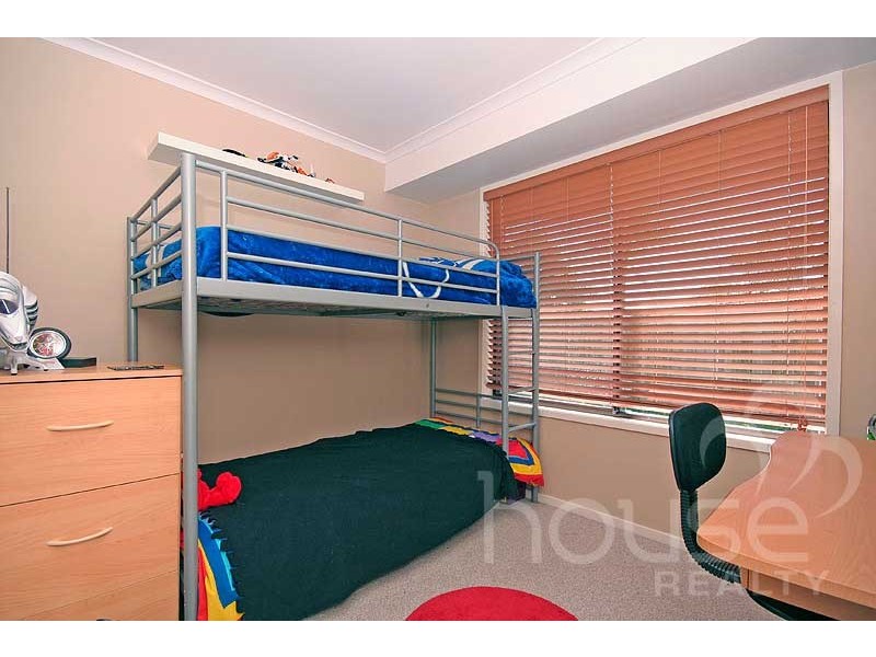 8  Carawah Ct, Karana Downs QLD 4306