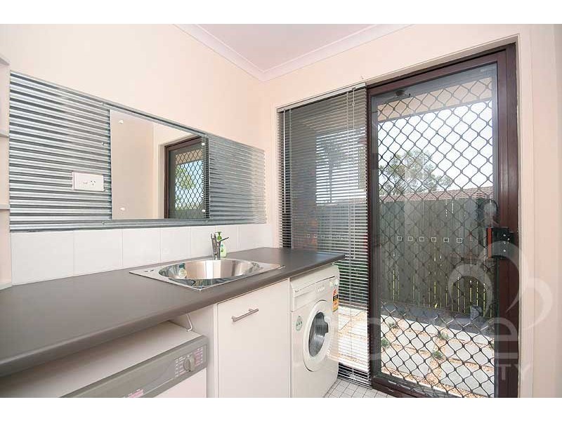 8  Carawah Ct, Karana Downs QLD 4306