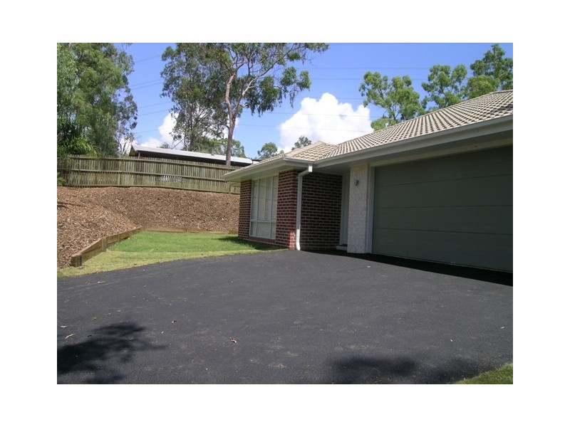 44 Kanangra Close, Karana Downs QLD 4306