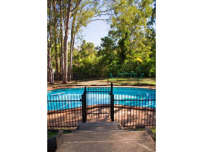 67 Bundoora Drive, Karana Downs QLD 4306