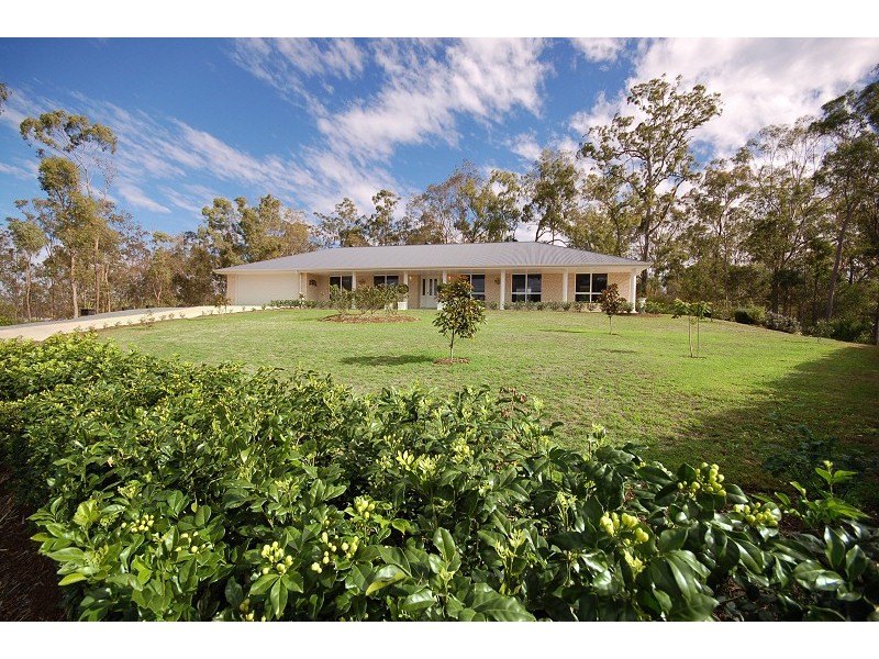 48 Emma Holt Ct, Mount Crosby QLD 4306