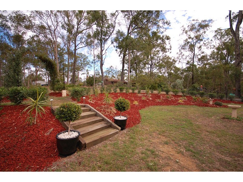 48 Emma Holt Ct, Mount Crosby QLD 4306