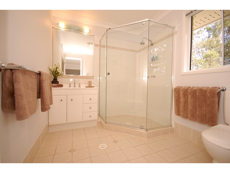 48 Emma Holt Ct, Mount Crosby QLD 4306