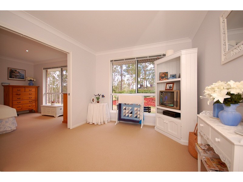 48 Emma Holt Ct, Mount Crosby QLD 4306