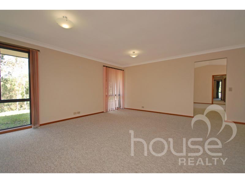 637 Mount Crosby Rd, Karana Downs QLD 4306