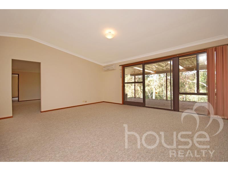637 Mount Crosby Rd, Karana Downs QLD 4306