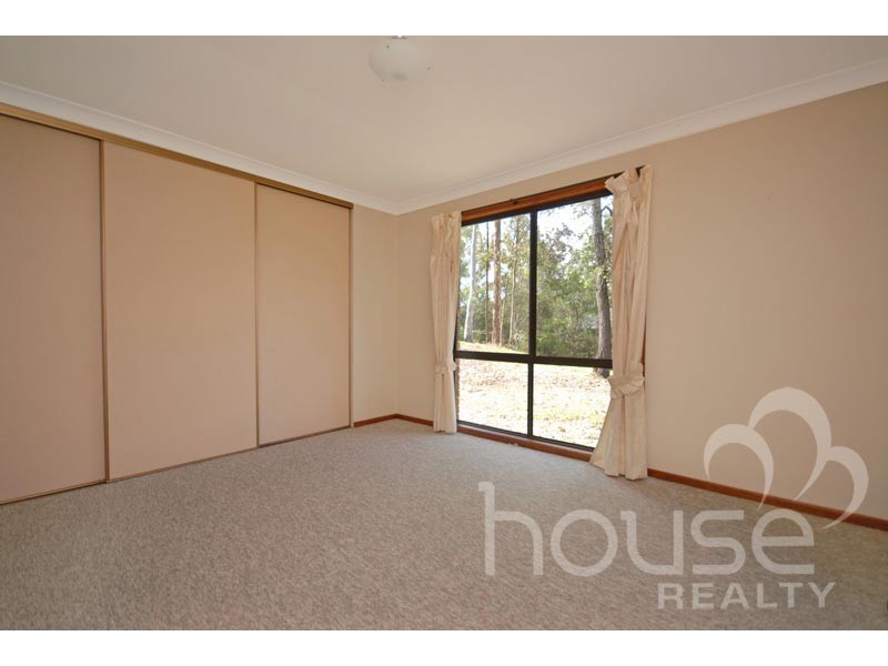637 Mount Crosby Rd, Karana Downs QLD 4306