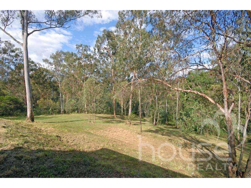 637 Mount Crosby Rd, Karana Downs QLD 4306
