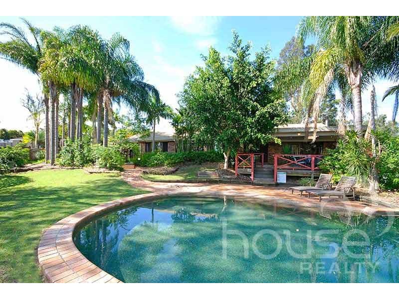 82 Bundoora Drive, Karana Downs QLD 4306