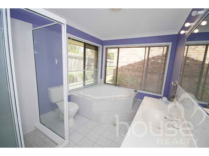 82 Bundoora Drive, Karana Downs QLD 4306