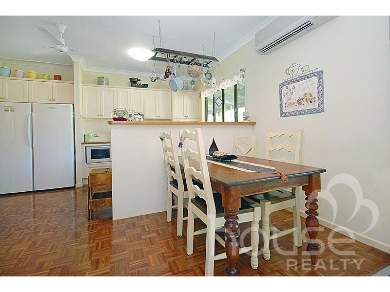 6 Wirriboot Ct, Karana Downs QLD 4306