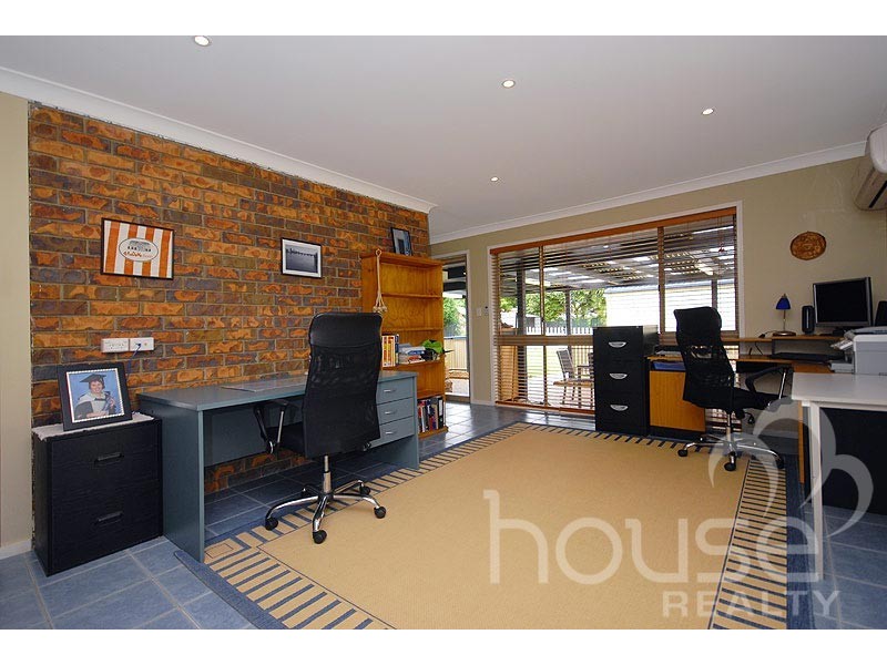 1 Nariah Ct, Karana Downs QLD 4306