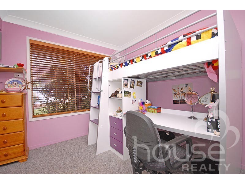 1 Nariah Ct, Karana Downs QLD 4306