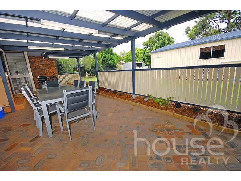 1 Nariah Ct, Karana Downs QLD 4306