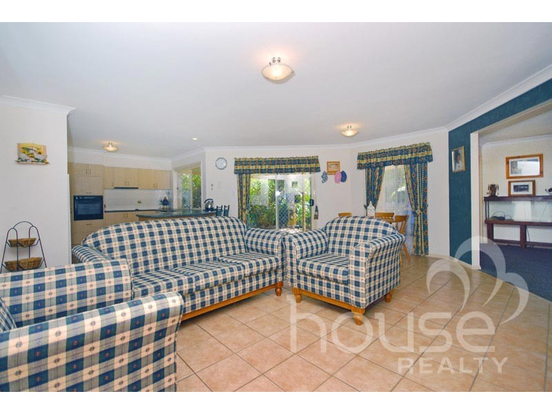 1 Carnoustie Court, Karana Downs QLD 4306