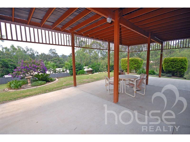 28  Kulmaren Grove, Karana Downs QLD 4306